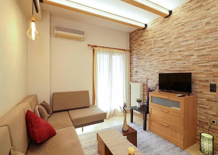 Cozy Athens Apartment / 2\' From Metro Station